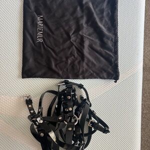 Mariemur Charlene Black Patent Leather Leg Garters - S